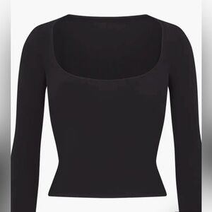 Skims Scoop Neck Cotton Blend Jersey T-
Shirt Size S